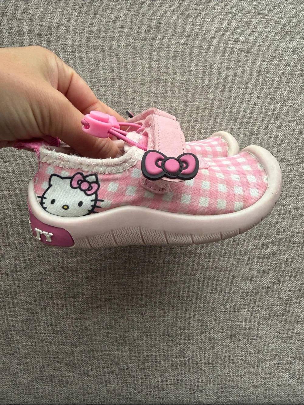 Hello Kitty Pink Gingham Mary Jane Baby Shoes